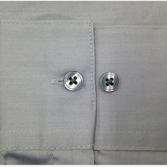 Preowned Geoffrey Beene Size 16 32/33 Size Large Dark Grey Classic Button Up. - Picture 3 of 11